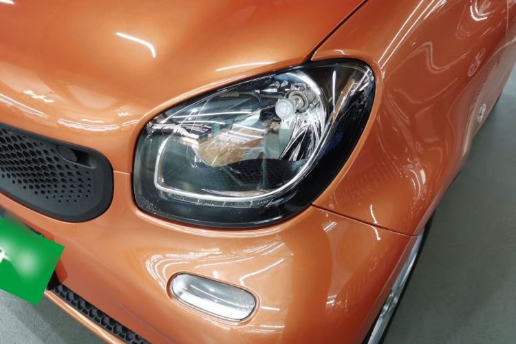 Used smart fortwo 2015 1.0L 52 kW hardtop Dynamic version