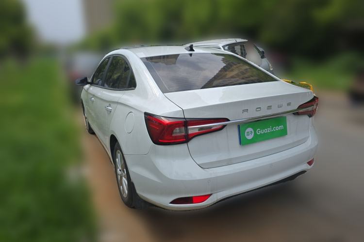 Used Roewe i5 2021 1.5L CVT Platinum Edition
