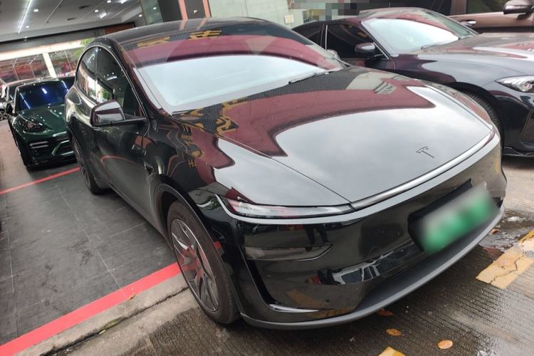 Used Tesla Model Y L 2025 Model Long-Range All-Wheel-Drive Version
