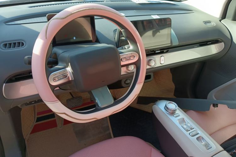 Used CHANGAN NEVO Lumin 2025 205 km Xiangqin Version
