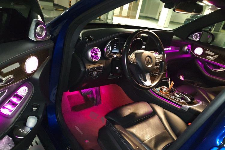 Used Mercedes-Benz GLC 2018 Facelift GLC 260 4MATIC Luxury Edition Driver Seat