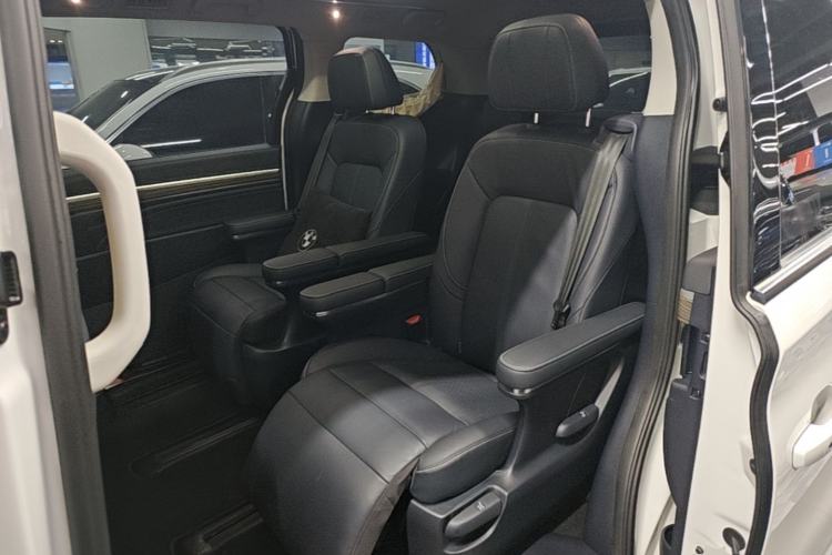 Used GAC Trumpchi M8 2023 Lingxiu Series 390T Prestige Edition