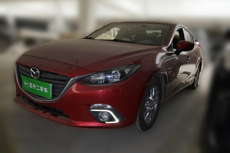 Used Mazda 3 Axela 2016 Sedan 1.5L Automatic Luxury Model