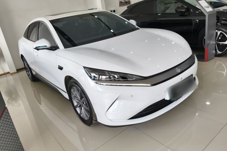 Used BYD Qin L 2025 EV 470KM Leading Edition Front Right 45 Deg