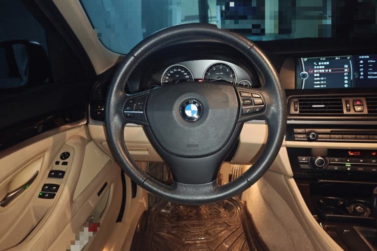 Used BMW 5 Series 2012 523Li Luxury Model Steering Wheel