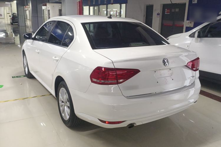 Used Volkswagen Lavida 2015 1.6L Automatic Comfort Edition