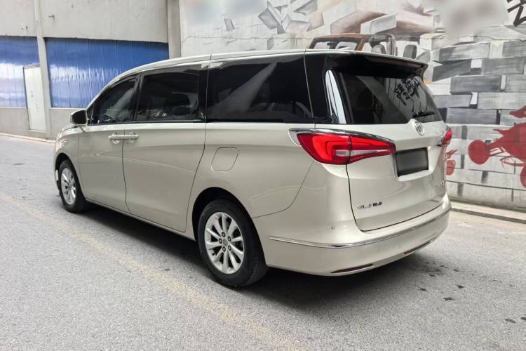 Used Buick GL8 2017 ES 28T Premium Version China V Standard