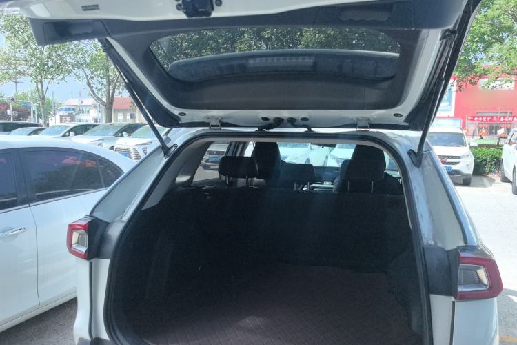 Used Toyota Wildlander 2023 2.0L CVT Two-Wheel Drive Leading Edition
