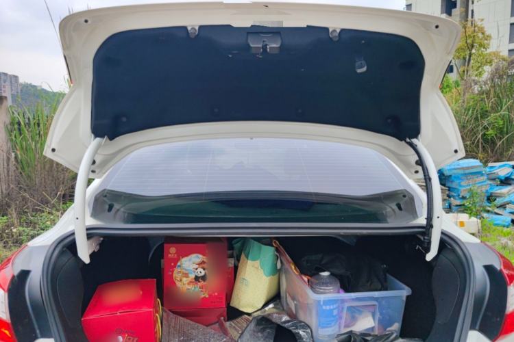 Used Ford Focus 2012 Sedan 1.6L Automatic Comfort Model Trunk