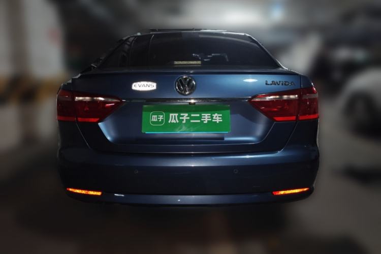 Used Volkswagen Lavida 2013 1.6L Automatic Luxury Edition Rear