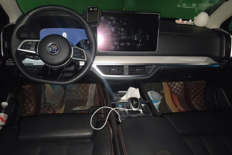 Used BYD Tang New Energy 2018 DM 2.0T All-Wheel Drive Smart Connect Elite 7-Seater China V Emission Standard