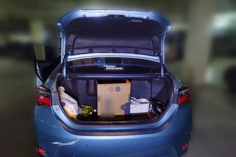 Used Toyota Corolla 2016 Dual-Engine 1.8L E-CVT Elite Edition
