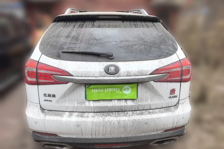 Used BYD Tang New Energy 2015 2.0T Four-Wheel-Drive Flagship Model Rear