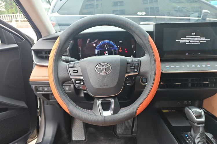 Used Toyota Camry 2026 Model 2.0GVP Luxury Edition Steering Wheel