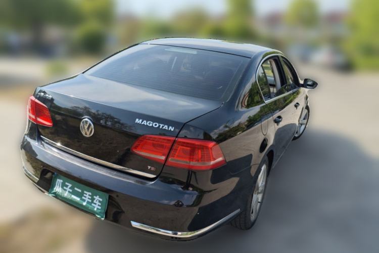 Used Volkswagen Magotan 2015 1.8TSI Prestige Model
