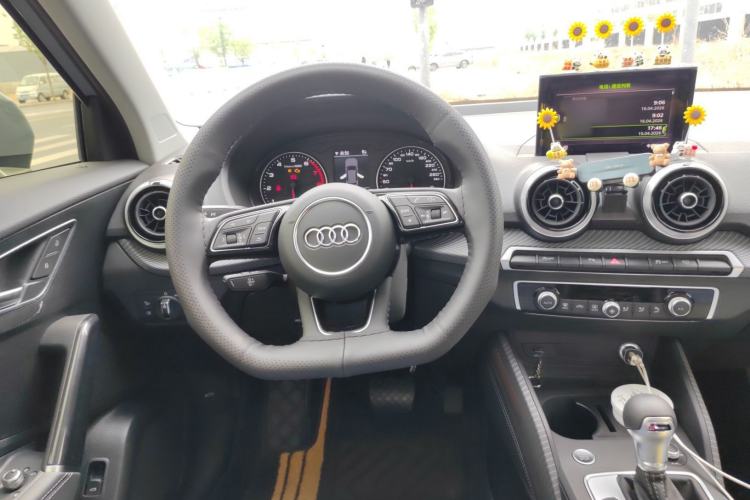 Used Audi Q2L 2023 35TFSI Fashion Dynamic Model
