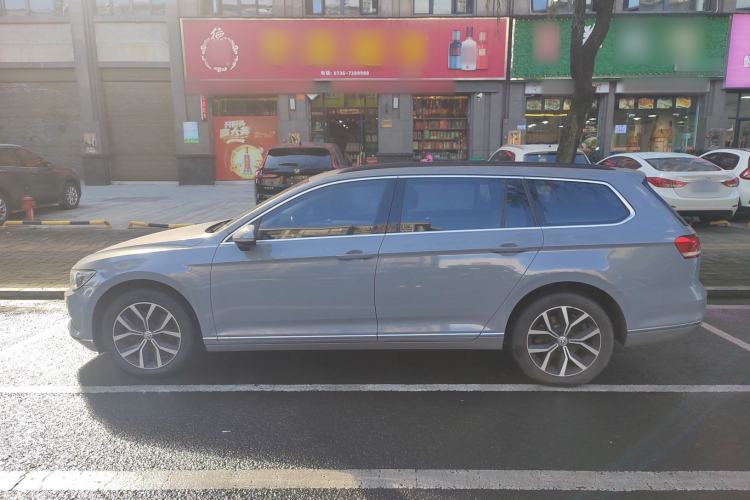 Used Volkswagen Variant 2017 380TSI Two-Wheel Drive Comfort Edition