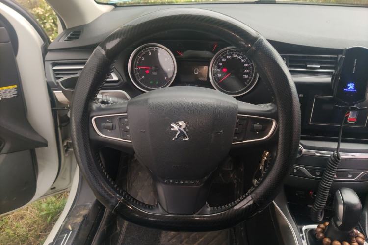 Used Peugeot 408 2016 1.6T Automatic Luxury Edition Steering Wheel