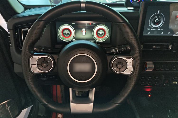 Used 212 T01 2024 2.0T Mechanic
