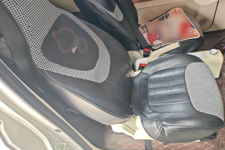 Used Wuling Hongguang MINIEV 2024 3rd Generation 215km Youth Edition Right Front Seat