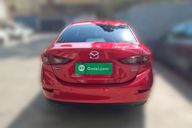 Used Mazda 3 Axela 2016 Sedan 1.5L Automatic Luxury Model