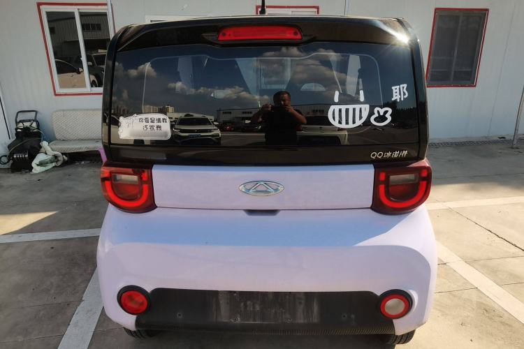 Used Chery New Energy QQ Ice Cream 2022 170km Sundae Phosphate Lithium-Ion