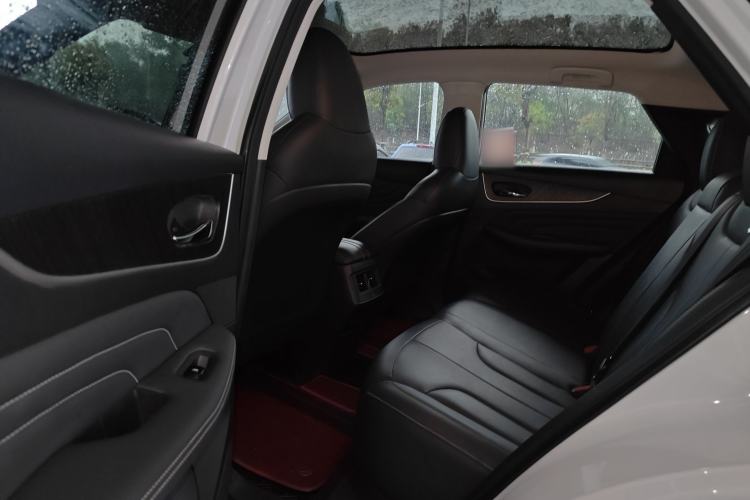 Used Venucia V DD-i 2023 110 km iE Version
