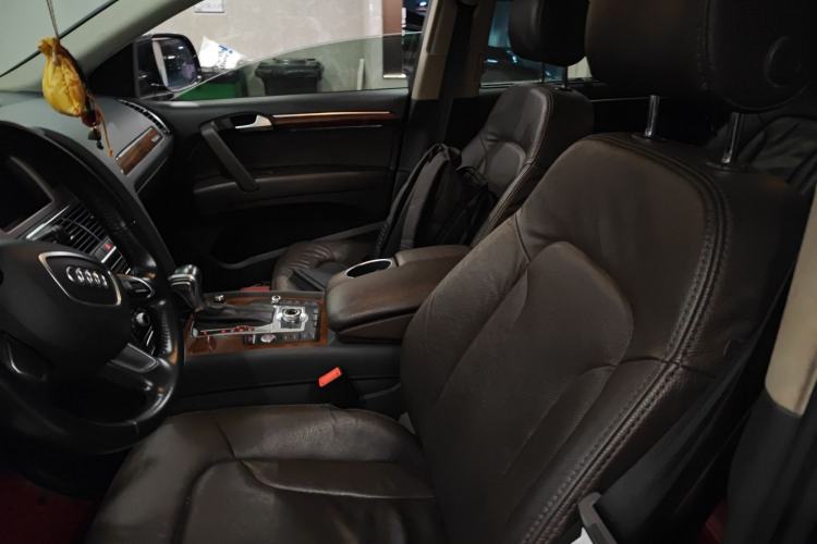 Used Audi Q7 2015 35 TFSI Ambition Edition Left Front Seat