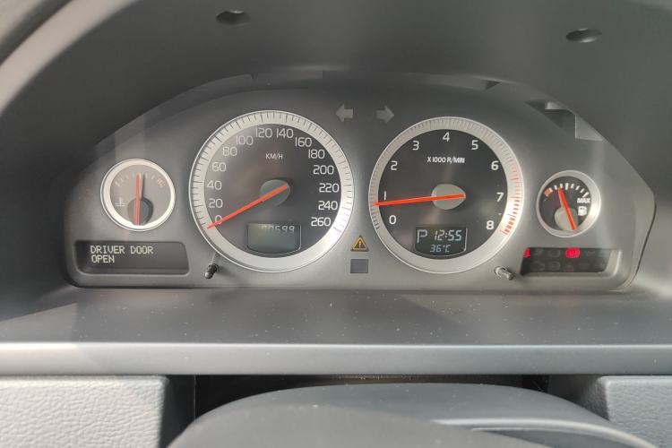 Used Volvo XC Classic 2014 T5 Executive Edition