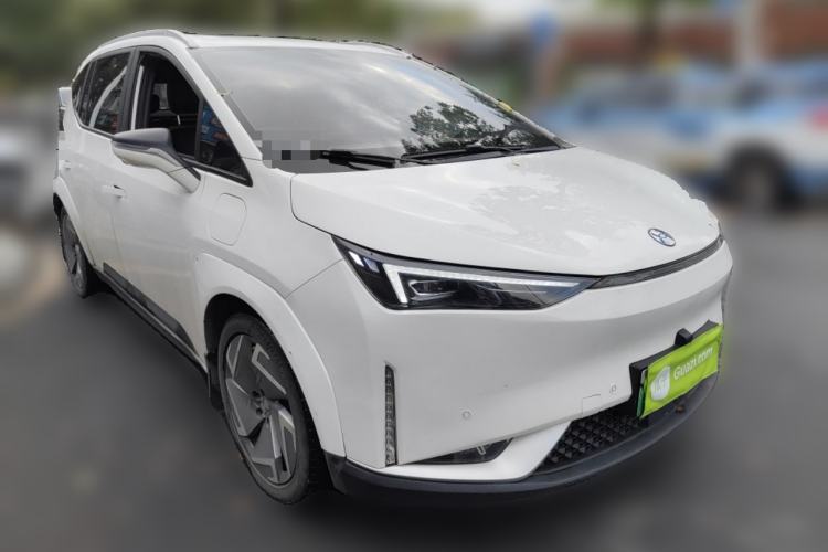 Used Hycan Z03 2022 620 km Range Trendy Cool Version 160 kW 76.8 kWh Front Right 45 Deg