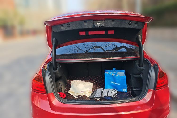 Used BMW 3 Series 2015 320Li Luxury Edition Fashion Model
