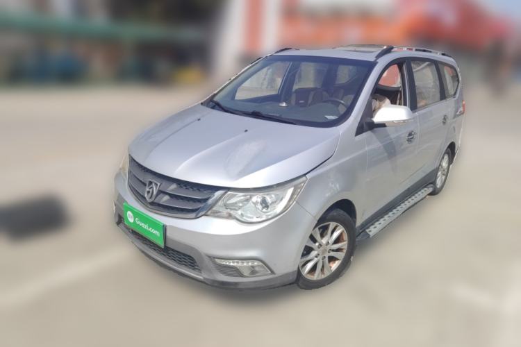 Used Baojun 730 2014 1.5L Manual Luxury Navigation ESP Version 7 Seats