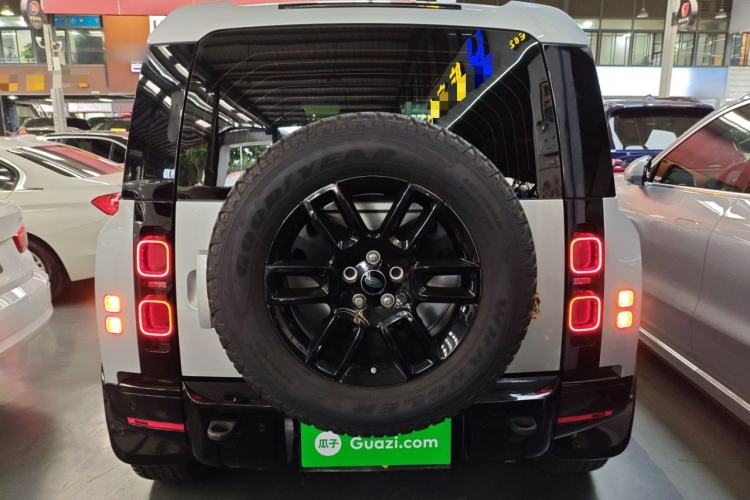 Used Land Rover Defender 2021 90 P400 X-DYNAMIC S
