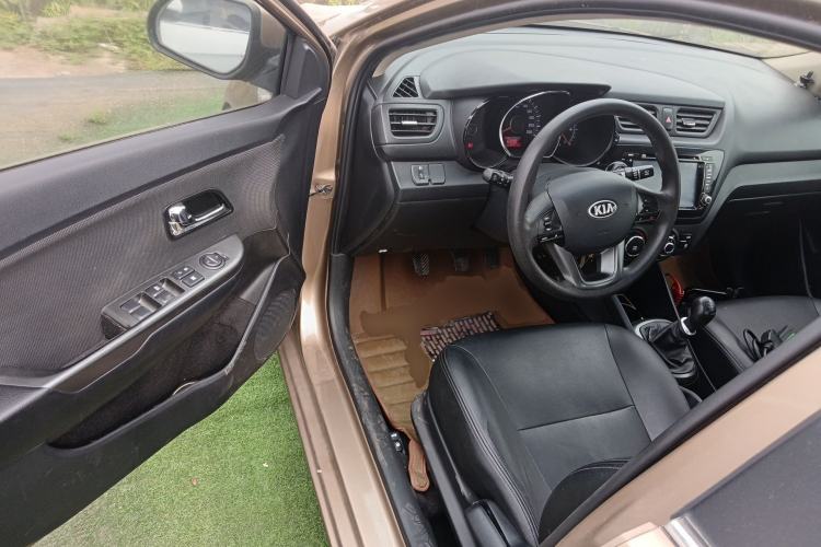 Used Kia K2 2012 Sedan 1.4L MT GLS Commemorative Edition
