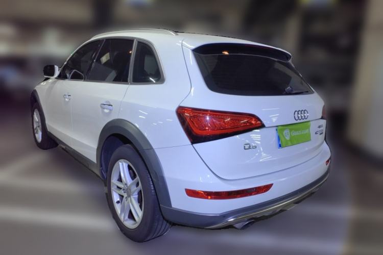 Used Audi Q5 2017 Plus 40 TFSI Technology Model