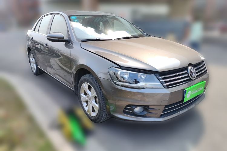 Used Volkswagen Bora 2014 1.6L Automatic Comfort Model Front Right 45 Deg