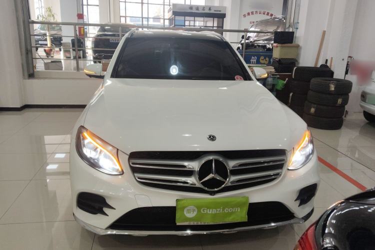 Used Mercedes-Benz GLC 2017 GLC 260 4MATIC Luxury Model