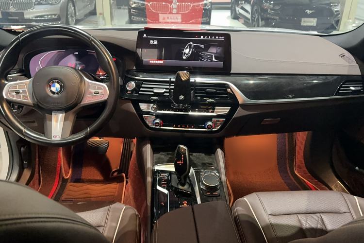 Used BMW 5 Series 2022 Second Facelift 525Li M Sport Package