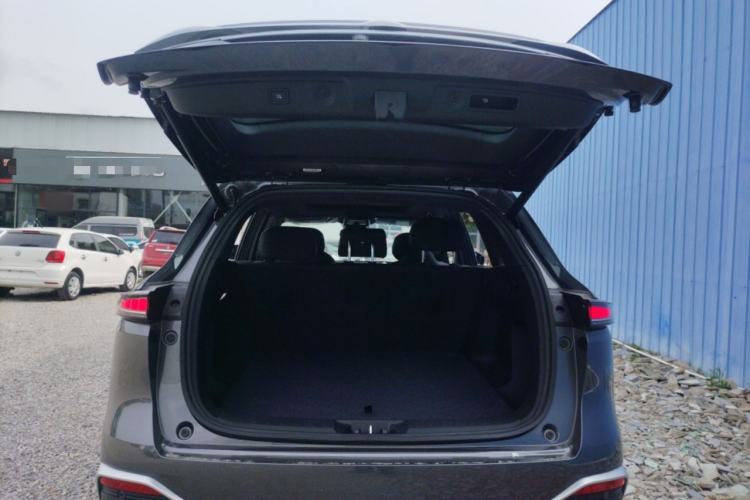 Used CHANGAN CS75 PLUS 2025 4th Generation UItra 2.0T New Blue Whale – Smart & Powerful Version