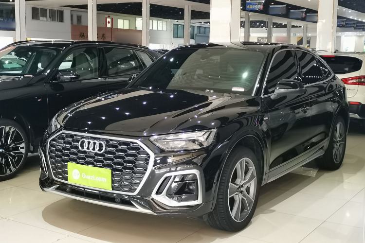 Used Audi Q5L Sportback 2022 40 TFSI Luxury Model Guazi used car, China used car export, Used car for sale, Used cars, Cheapest cars for sale
