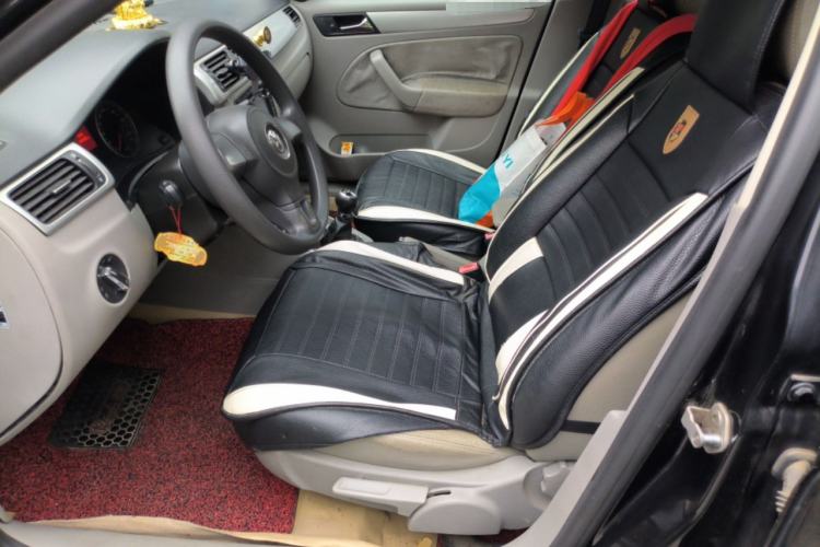 Used Volkswagen Bora 2011 1.6L Manual Fashion Edition
