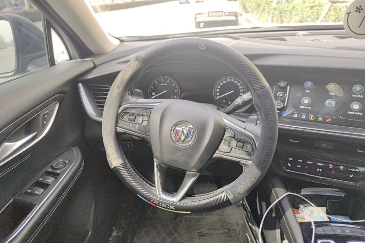 Used Buick Envision 2022 Facelift Encore S 552T Two-Wheel-Drive Luxury Model