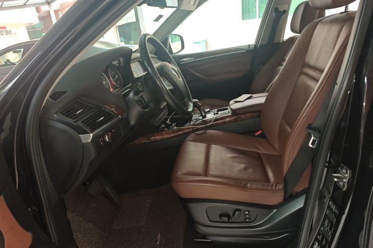 Used BMW X5 2011 xDrive35i Leading Model Left Front Seat