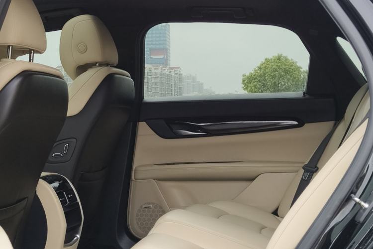 Used Cadillac CT6 2019 28T Fashion Edition Interior 3