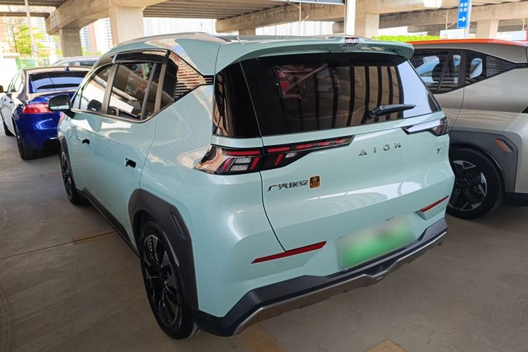 Used AION Y 2022 70 Tech Edition Lithium Iron Phosphate
