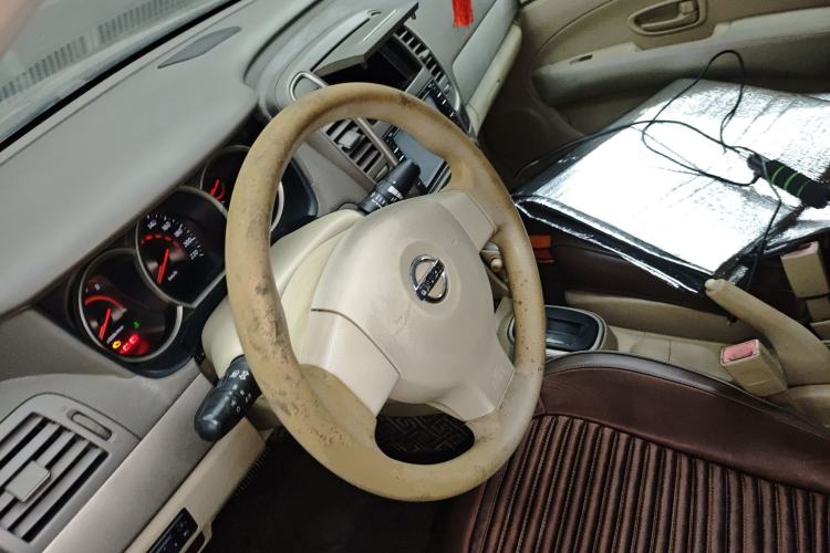 Used Nissan Sylphy 2012 Classic 1.6XE Automatic Comfort Edition Steering Wheel