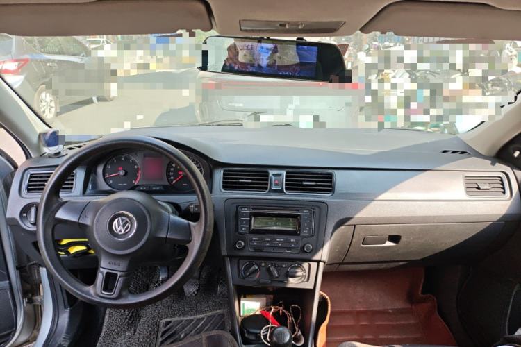 Used Volkswagen Santana 2013 1.4L Manual Fashion Edition
