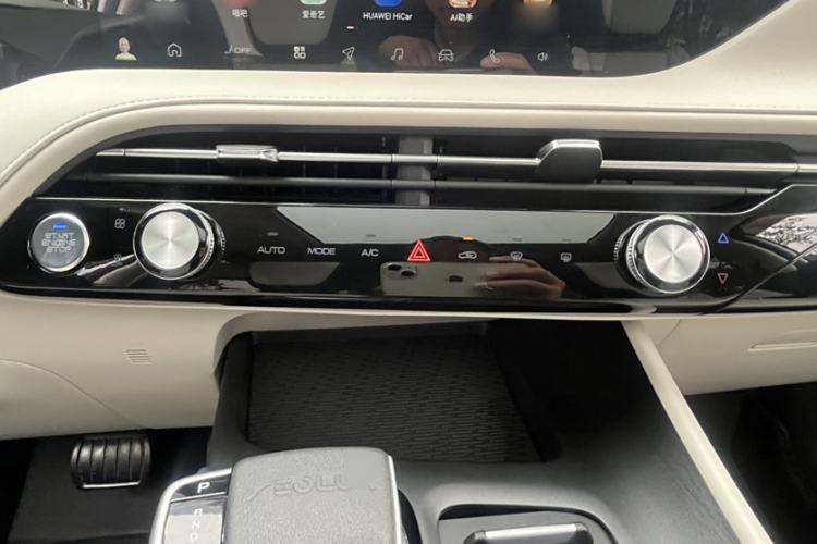 Used Dongfeng Aeolus Huge 2022 Mach Power 1.5T Dare-Enjoy Edition · Smart
