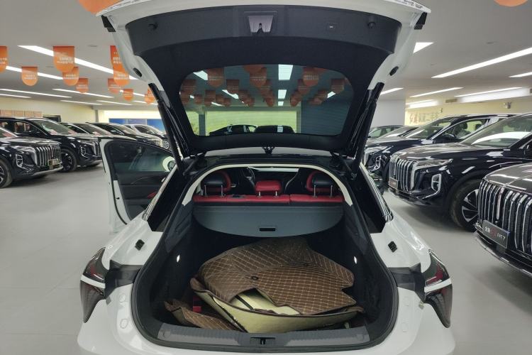 Used Hongqi H6 2023 2.0T Zhiyi Version Trunk