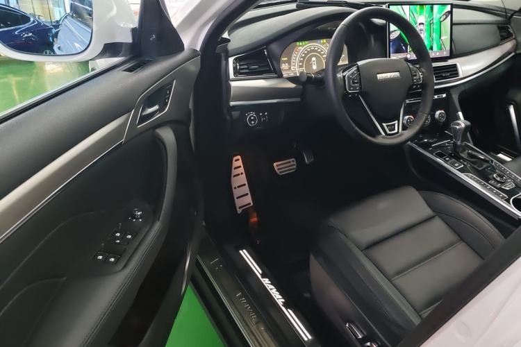 Used Haval H7 2017 Blue Label H7L 2.0T Automatic Prestige Model
